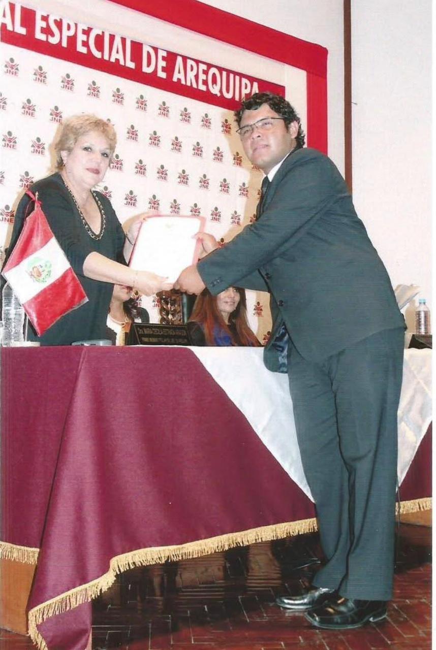 REGIDOR MAS JOVEN DEL PERU